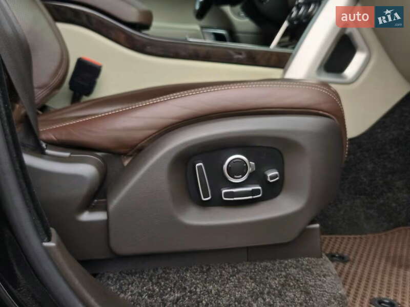 Внедорожник / Кроссовер Land Rover Range Rover 2017 в Киеве