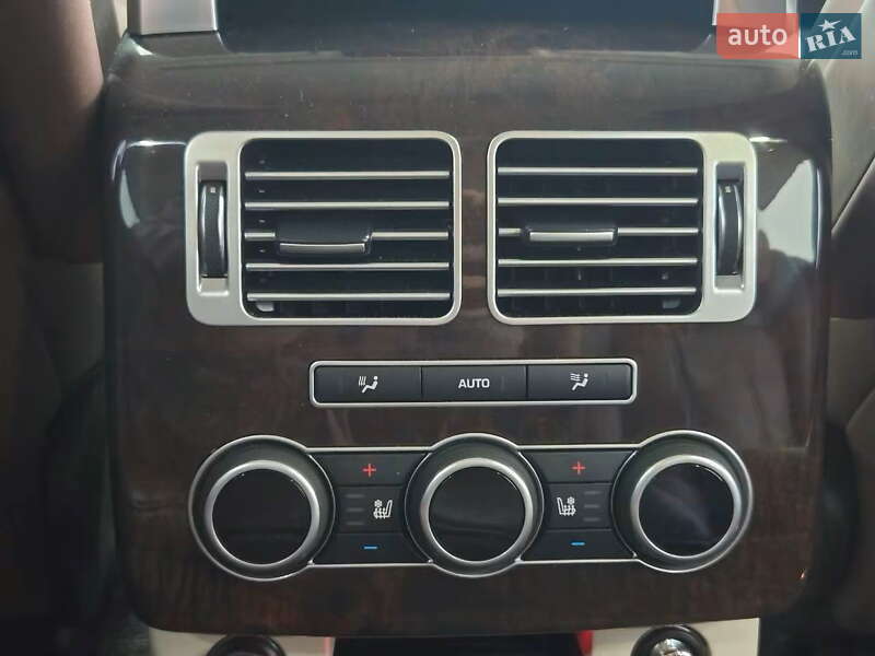 Внедорожник / Кроссовер Land Rover Range Rover 2017 в Киеве