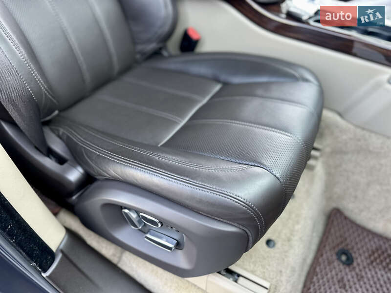 Позашляховик / Кросовер Land Rover Range Rover 2013 в Одесі