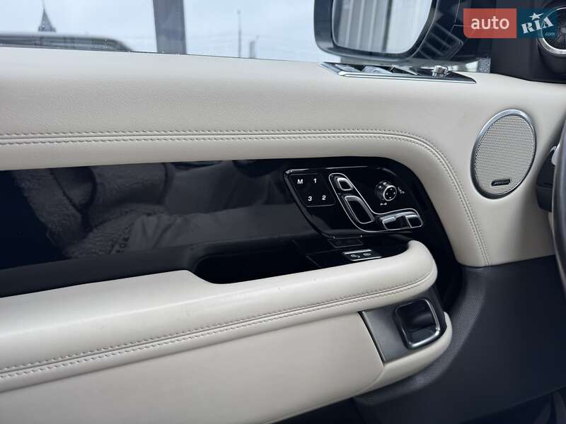 Внедорожник / Кроссовер Land Rover Range Rover 2018 в Тернополе