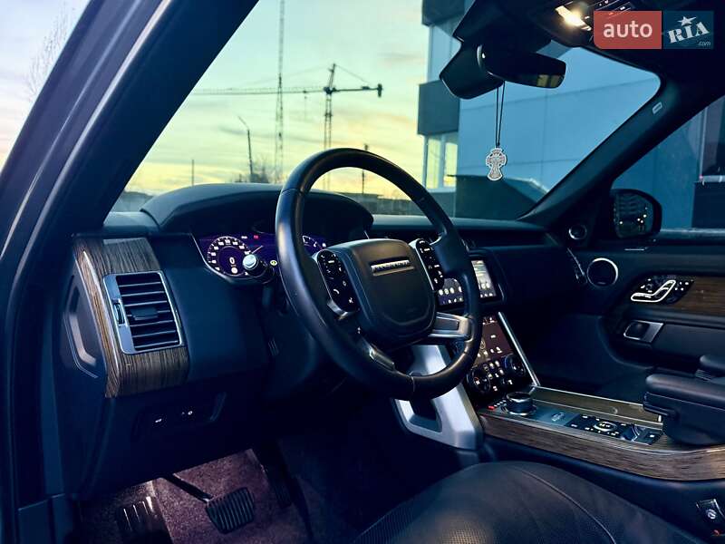 Внедорожник / Кроссовер Land Rover Range Rover 2019 в Одессе фото 62 Внедорожник / Кроссовер Land Rover Range Rover 2019 в Одессе