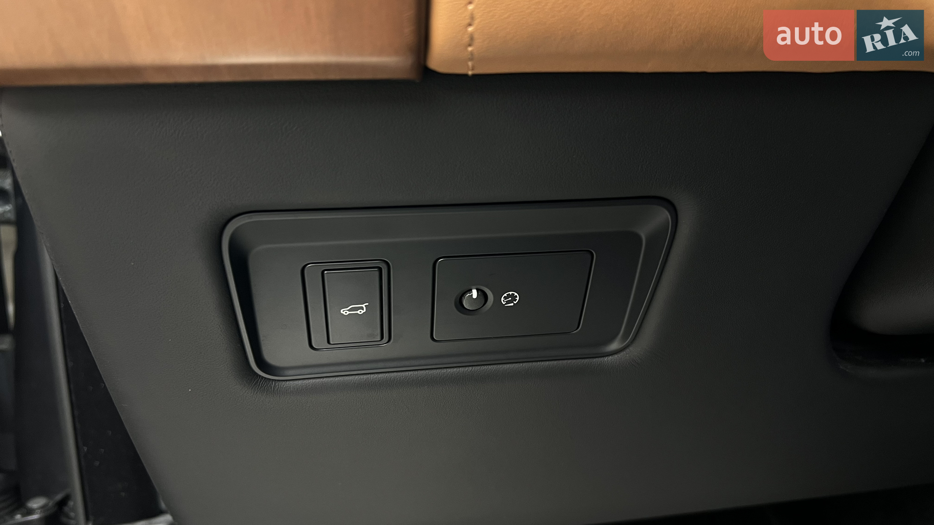 2018 Land Rover Range Rover - мініатюра 26