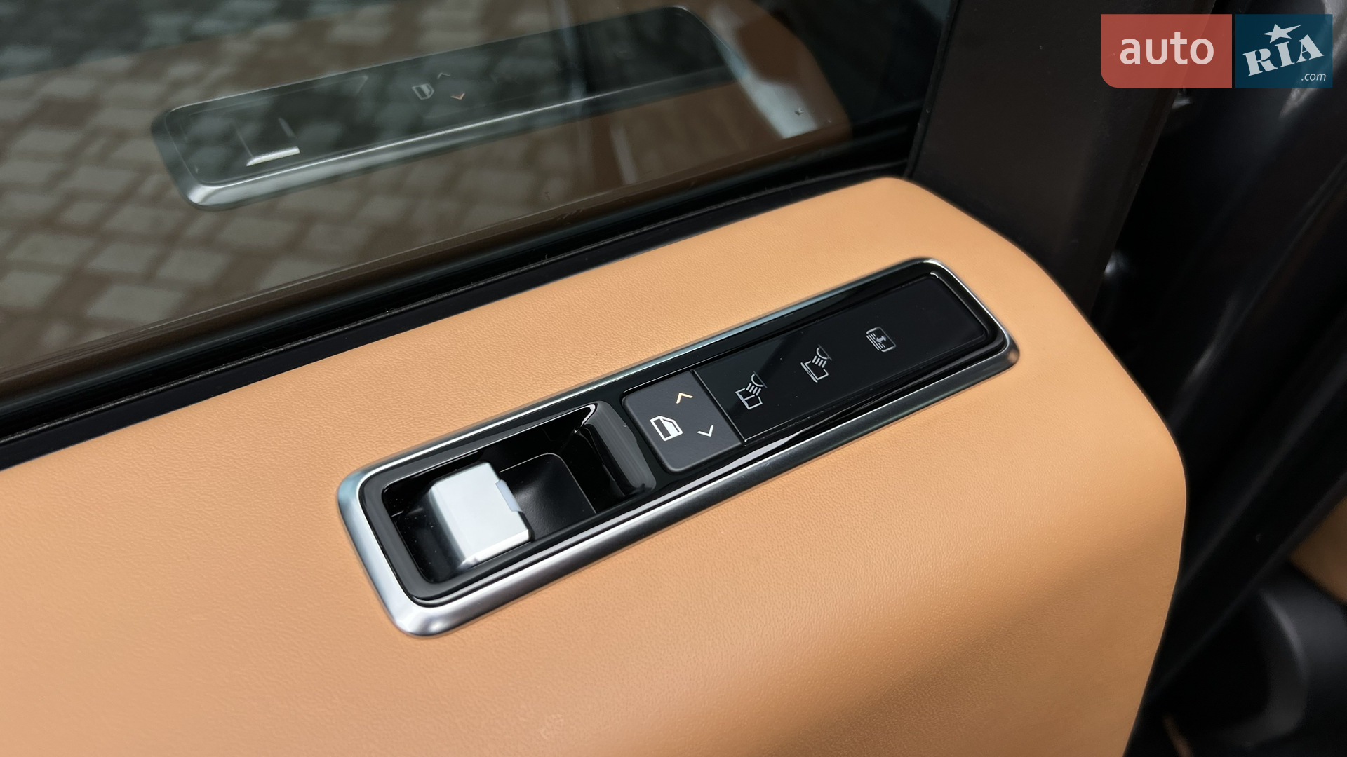 2018 Land Rover Range Rover - мініатюра 38