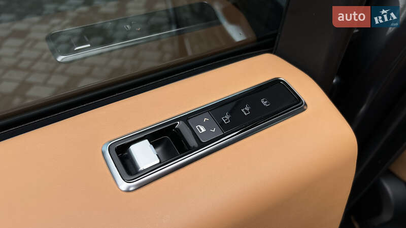 Внедорожник / Кроссовер Land Rover Range Rover 2018 в Львове