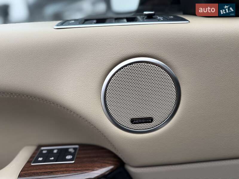 Внедорожник / Кроссовер Land Rover Range Rover 2016 в Львове