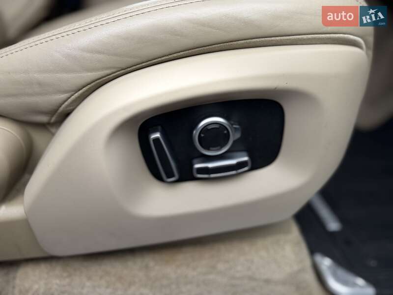 Внедорожник / Кроссовер Land Rover Range Rover 2016 в Львове