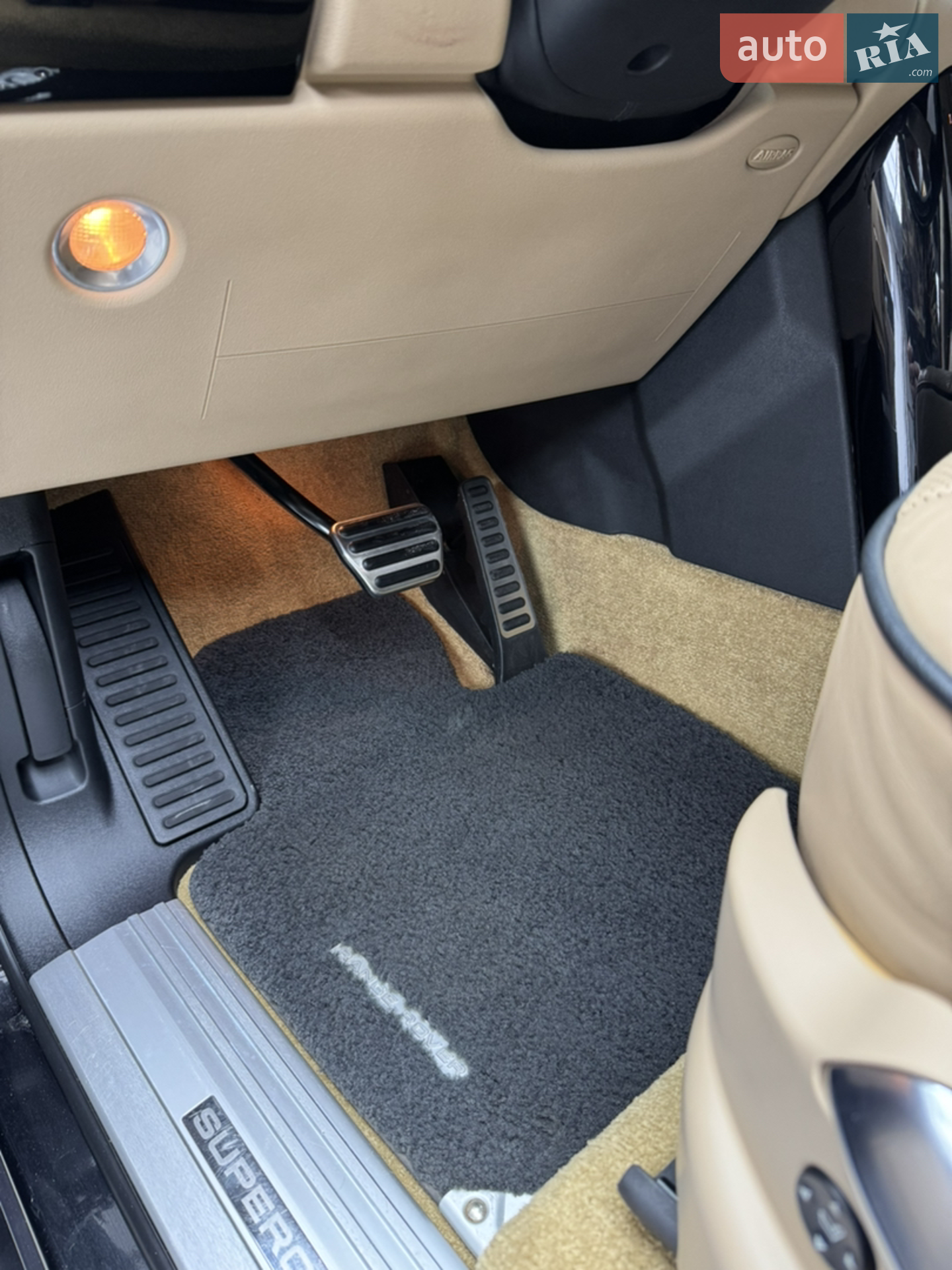 2012 Land Rover Range Rover - мініатюра 26