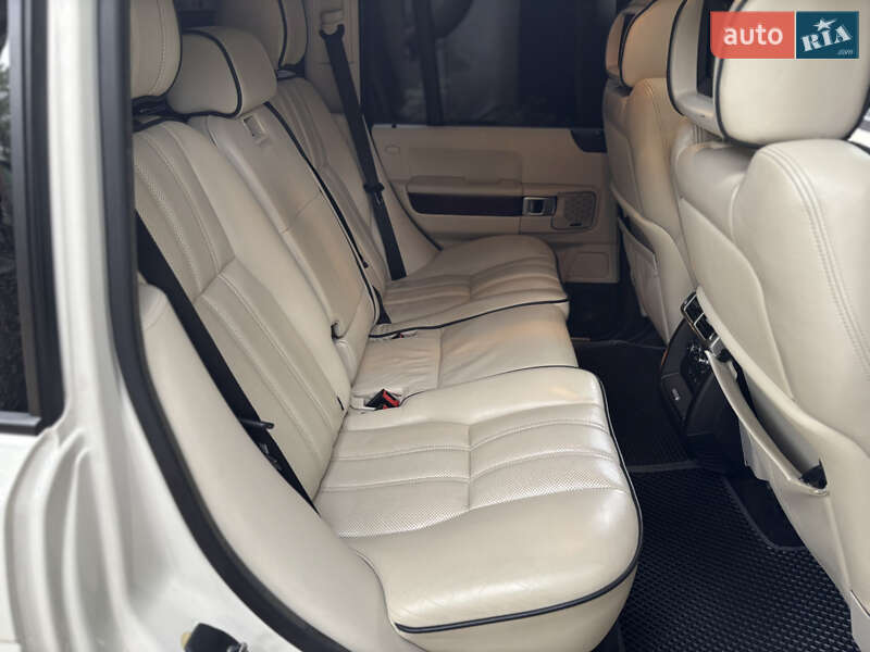 Позашляховик / Кросовер Land Rover Range Rover 2010 в Києві