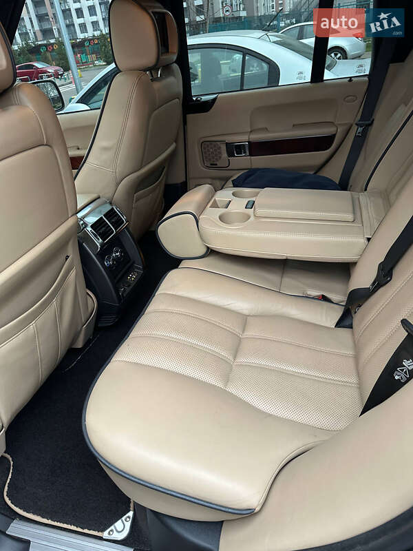 Позашляховик / Кросовер Land Rover Range Rover 2010 в Києві