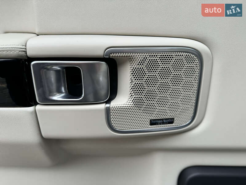 Позашляховик / Кросовер Land Rover Range Rover 2010 в Харкові