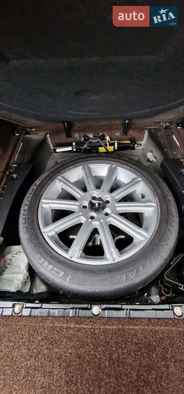 Внедорожник / Кроссовер Land Rover Range Rover 2011 в Киеве