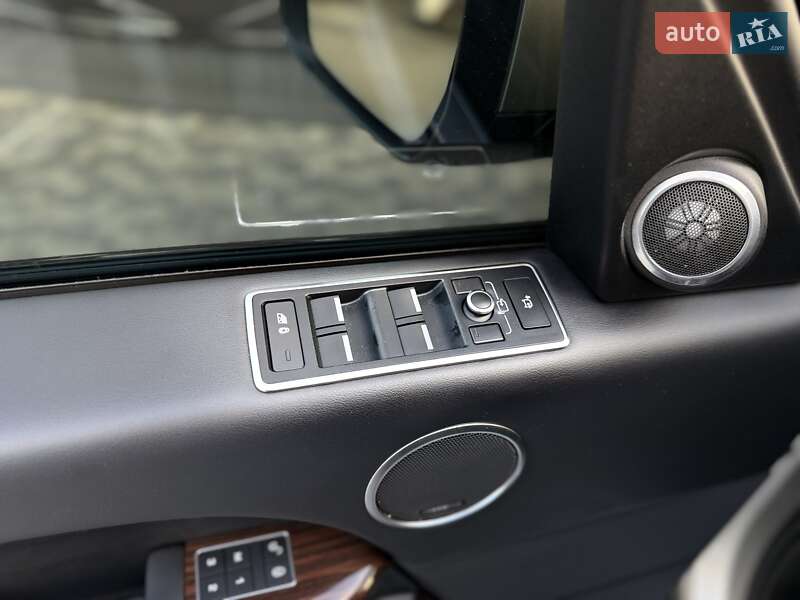 Позашляховик / Кросовер Land Rover Range Rover 2015 в Львові