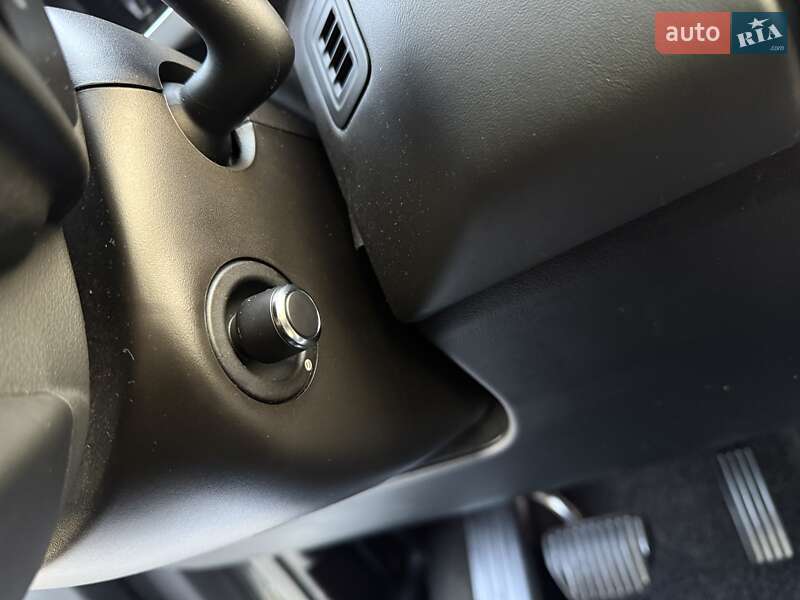 Позашляховик / Кросовер Land Rover Range Rover 2015 в Львові