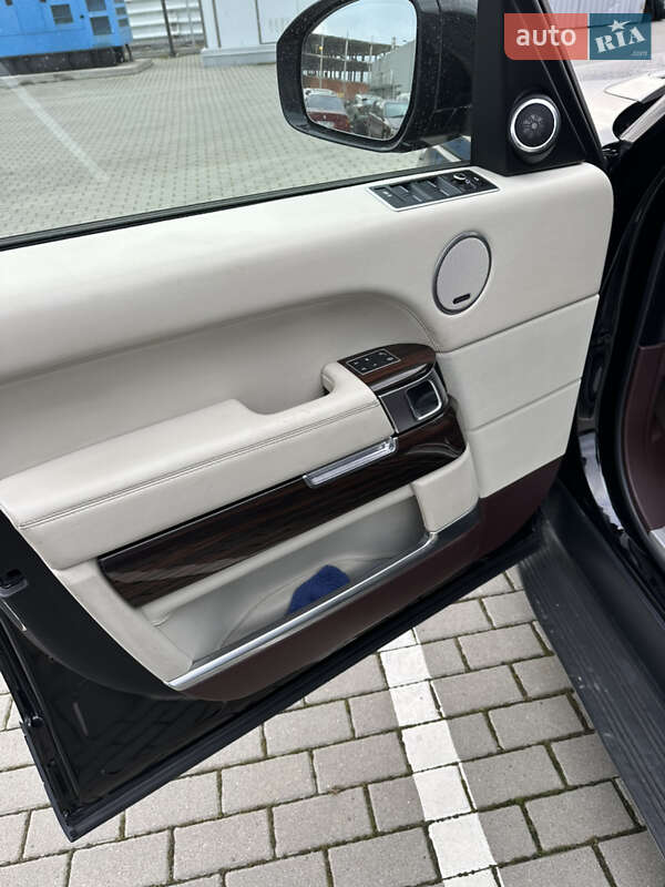 Внедорожник / Кроссовер Land Rover Range Rover 2015 в Ивано-Франковске фото 16 Внедорожник / Кроссовер Land Rover Range Rover 2015 в Ивано-Франковске