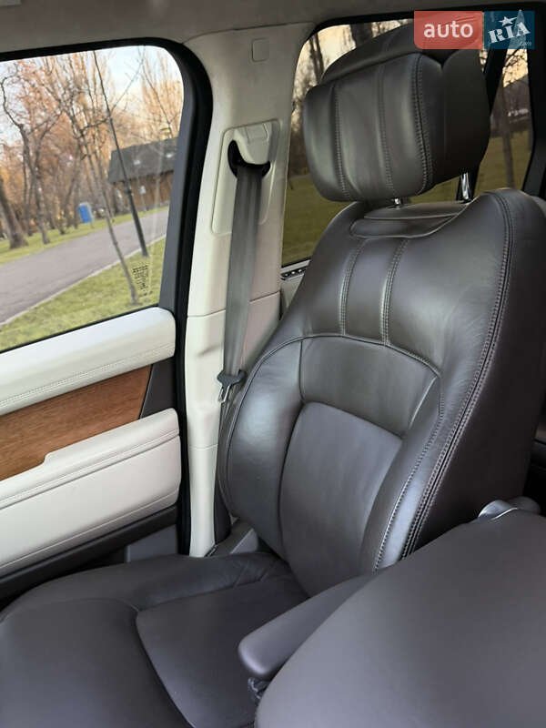 Внедорожник / Кроссовер Land Rover Range Rover 2019 в Киеве фото 12 Внедорожник / Кроссовер Land Rover Range Rover 2019 в Киеве