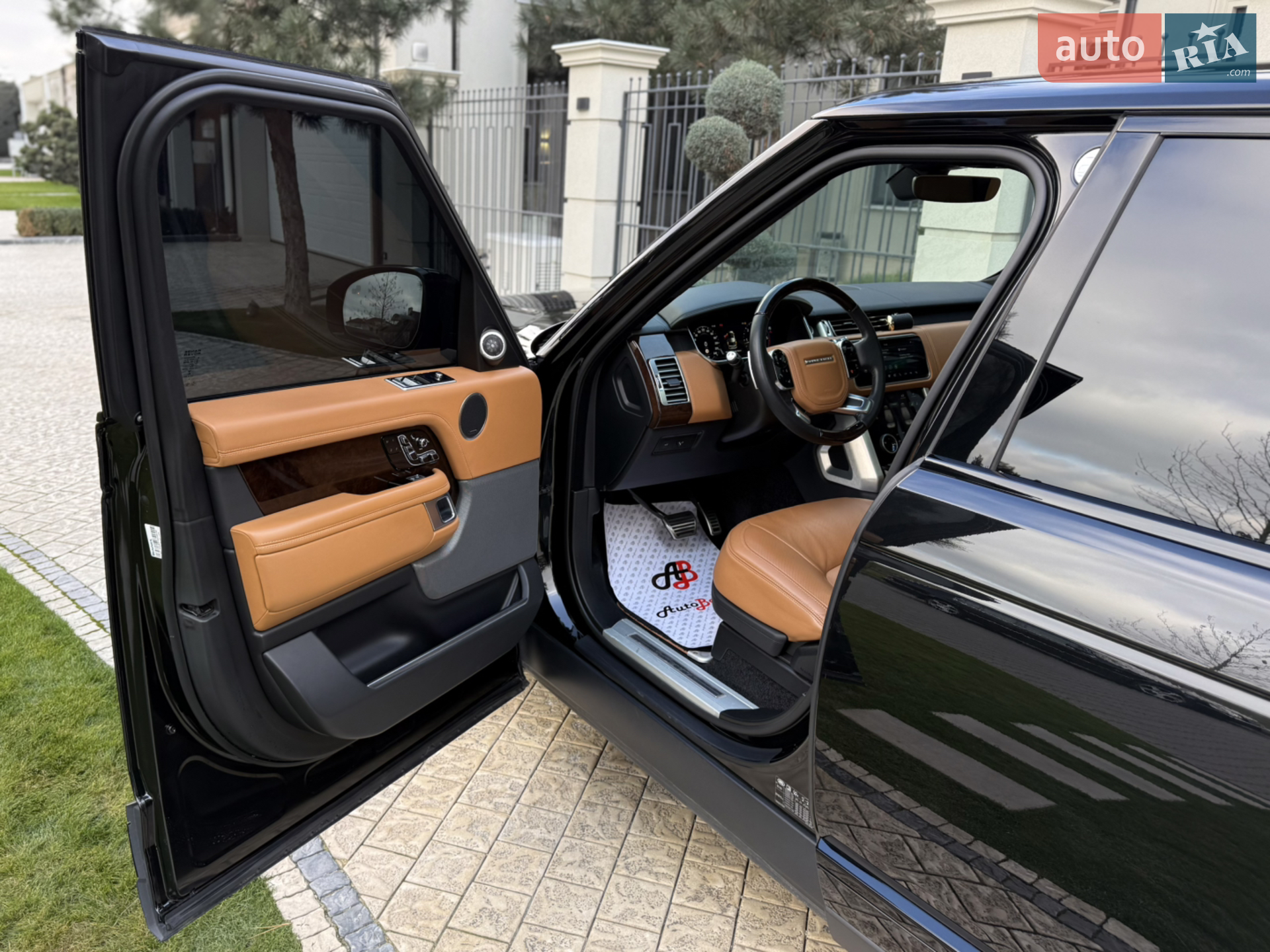 2021 Land Rover Range Rover - мініатюра 27