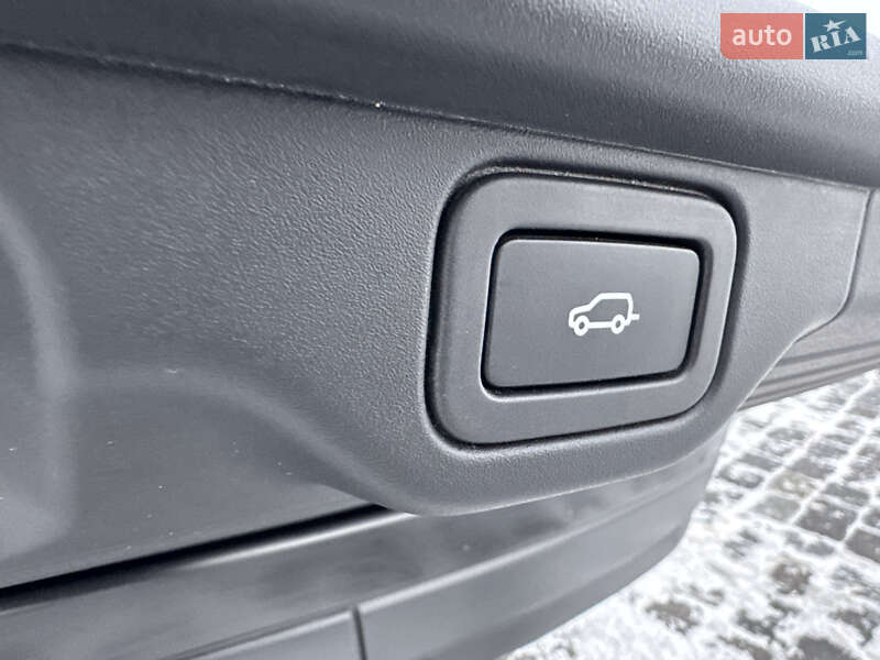 Внедорожник / Кроссовер Land Rover Range Rover 2021 в Киеве фото 94 Внедорожник / Кроссовер Land Rover Range Rover 2021 в Киеве