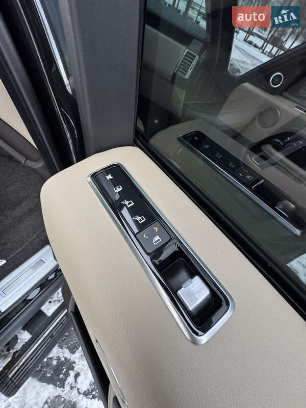 Внедорожник / Кроссовер Land Rover Range Rover 2021 в Киеве фото 116 Внедорожник / Кроссовер Land Rover Range Rover 2021 в Киеве