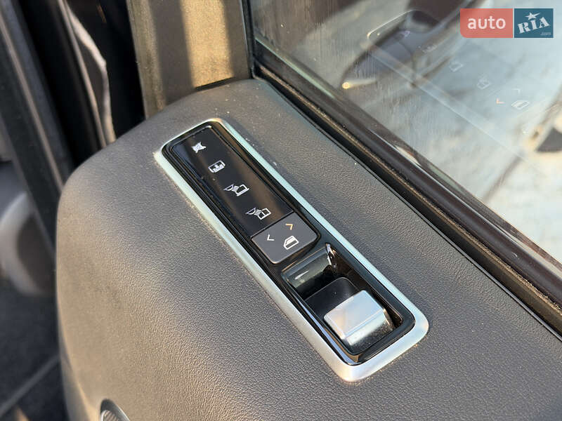 Внедорожник / Кроссовер Land Rover Range Rover 2021 в Киеве фото 36 Внедорожник / Кроссовер Land Rover Range Rover 2021 в Киеве