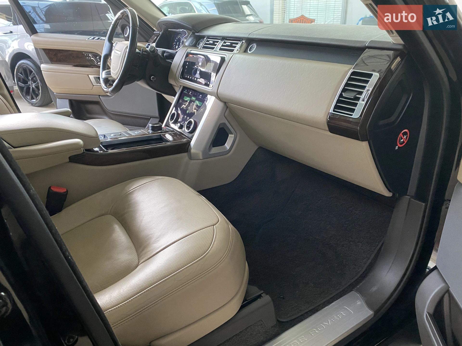 2018 Land Rover Range Rover - мініатюра 38