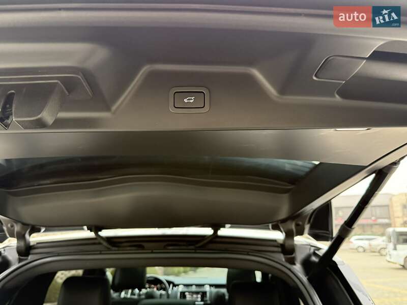 Внедорожник / Кроссовер Land Rover Range Rover 2016 в Виннице