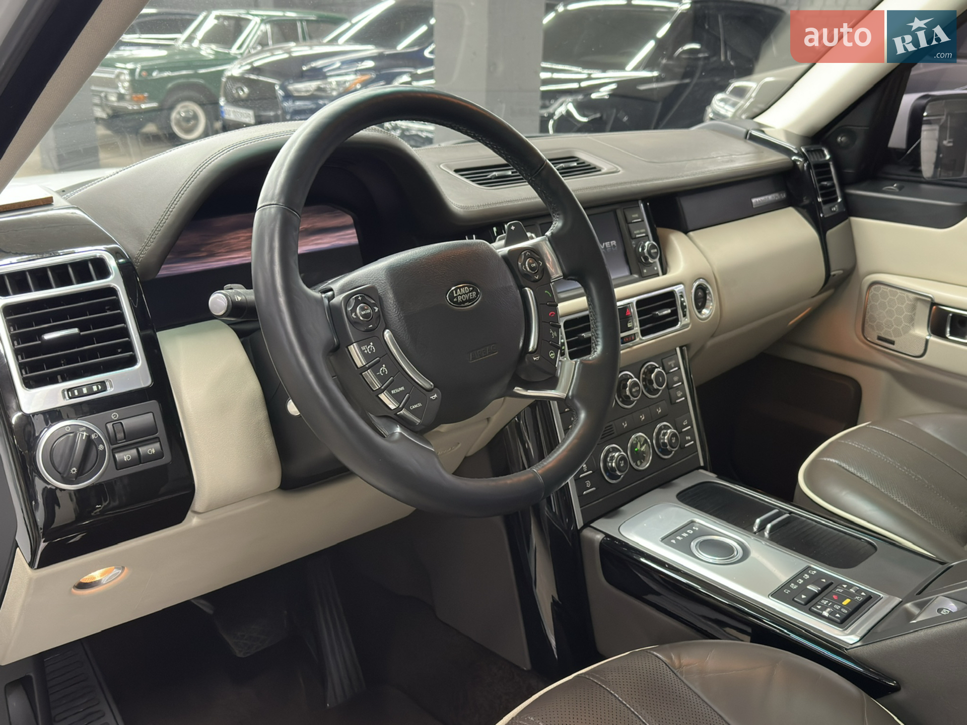 2012 Land Rover Range Rover - мініатюра 17