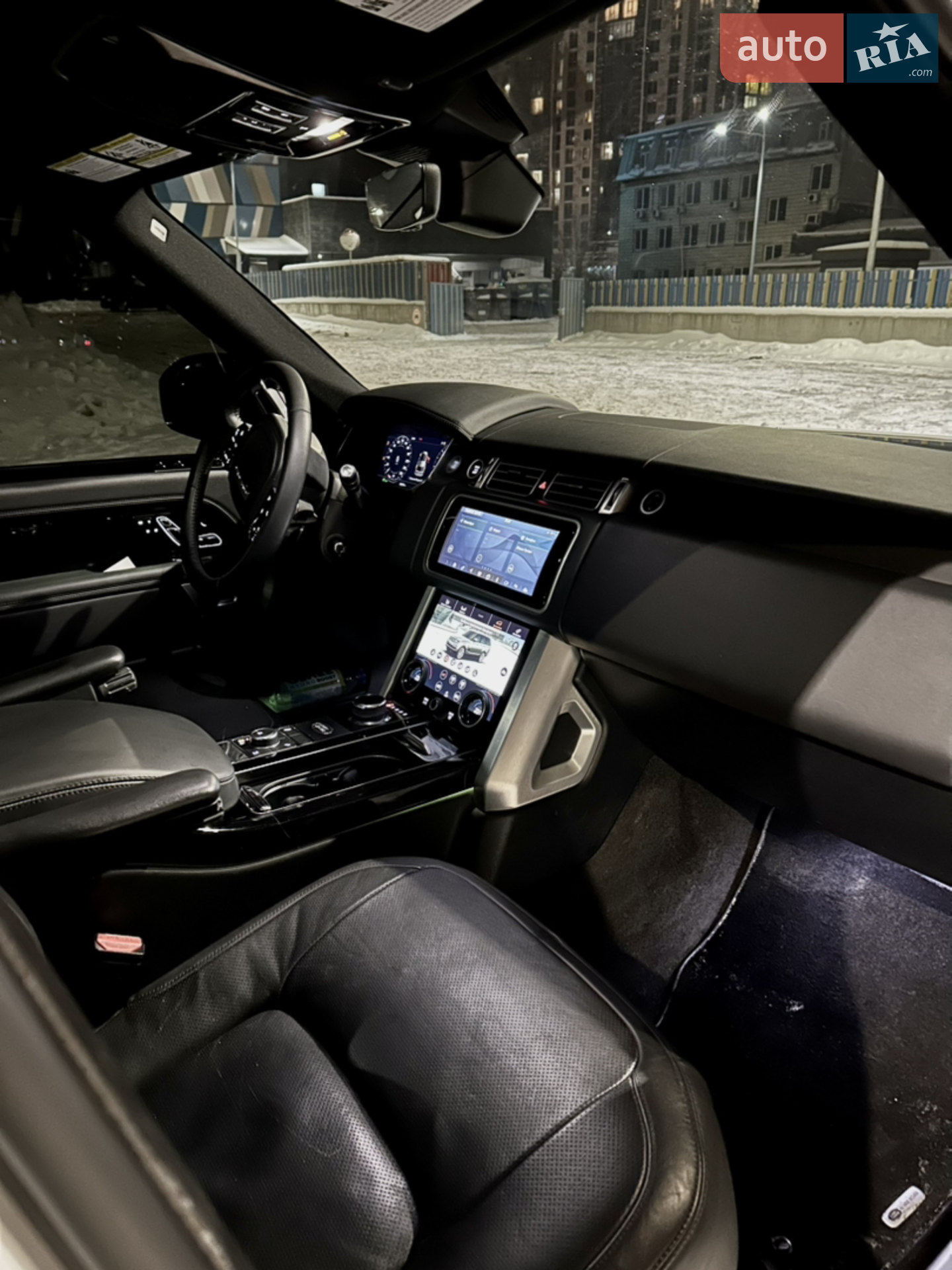 2018 Land Rover Range Rover - мініатюра 4