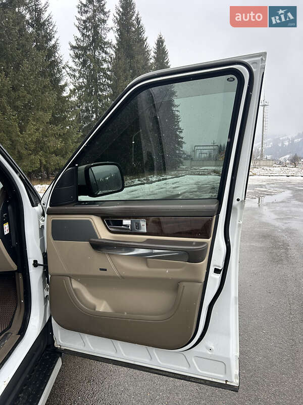 Внедорожник / Кроссовер Land Rover Range Rover 2012 в Верховине фото 8 Внедорожник / Кроссовер Land Rover Range Rover 2012 в Верховине