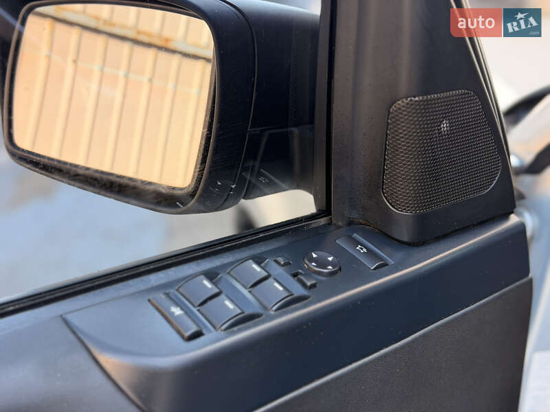 Внедорожник / Кроссовер Land Rover Range Rover 2006 в Киеве