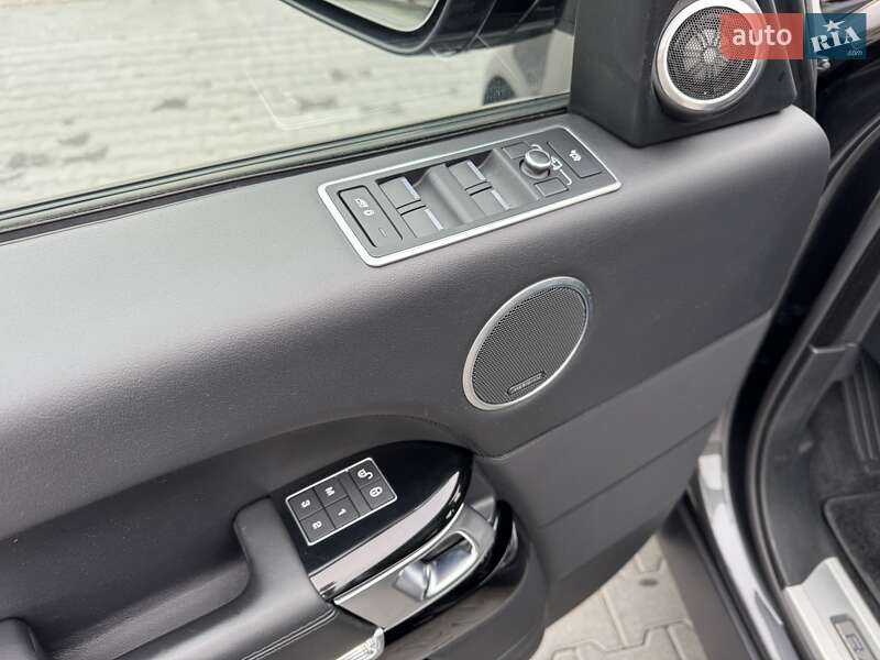 Внедорожник / Кроссовер Land Rover Range Rover 2016 в Черновцах