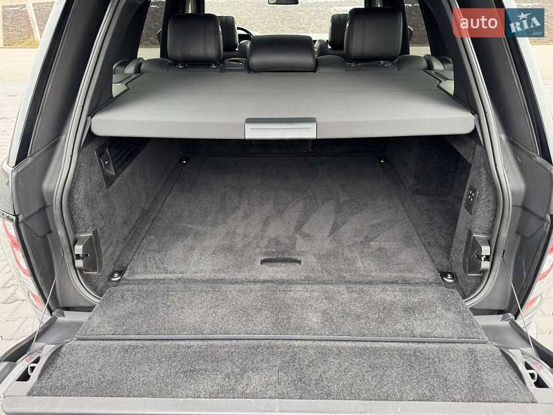 Внедорожник / Кроссовер Land Rover Range Rover 2016 в Черновцах