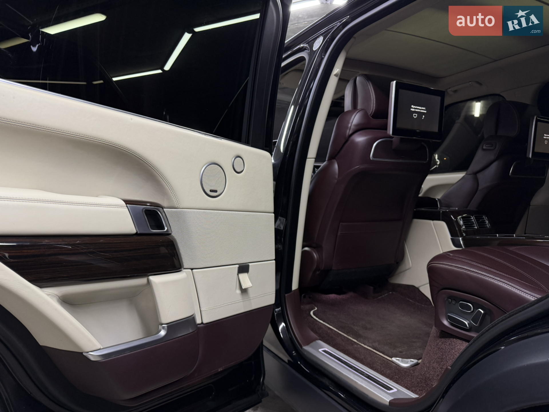 2014 Land Rover Range Rover - мініатюра 23
