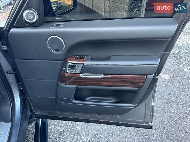 Внедорожник / Кроссовер Land Rover Range Rover 2015 в Тернополе