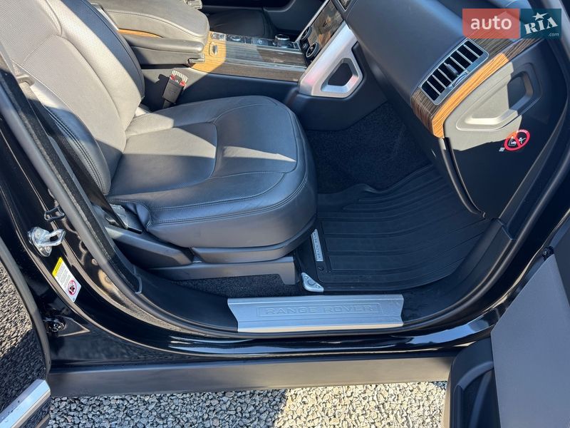 Внедорожник / Кроссовер Land Rover Range Rover 2018 в Тернополе