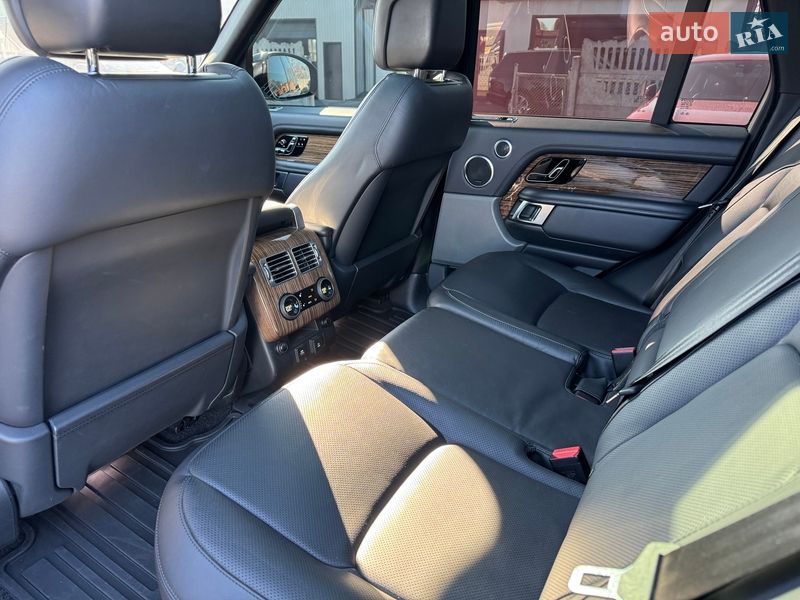 Внедорожник / Кроссовер Land Rover Range Rover 2018 в Тернополе