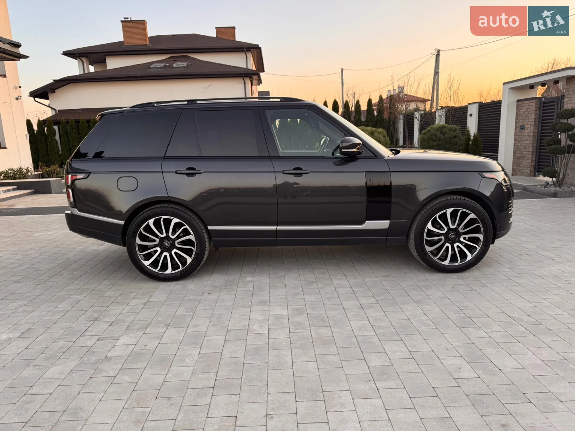 2020 Land Rover Range Rover - мініатюра 4