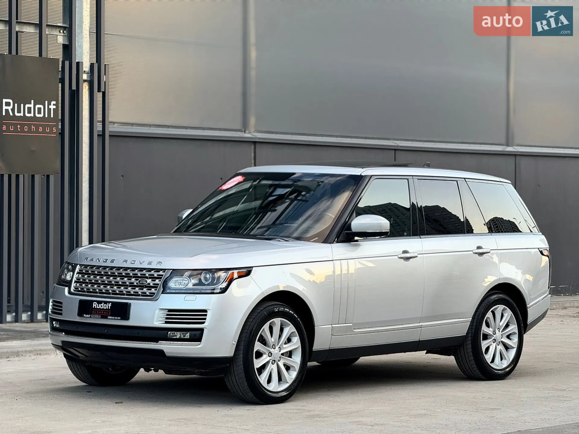 2016 Land Rover Range Rover - мініатюра 21