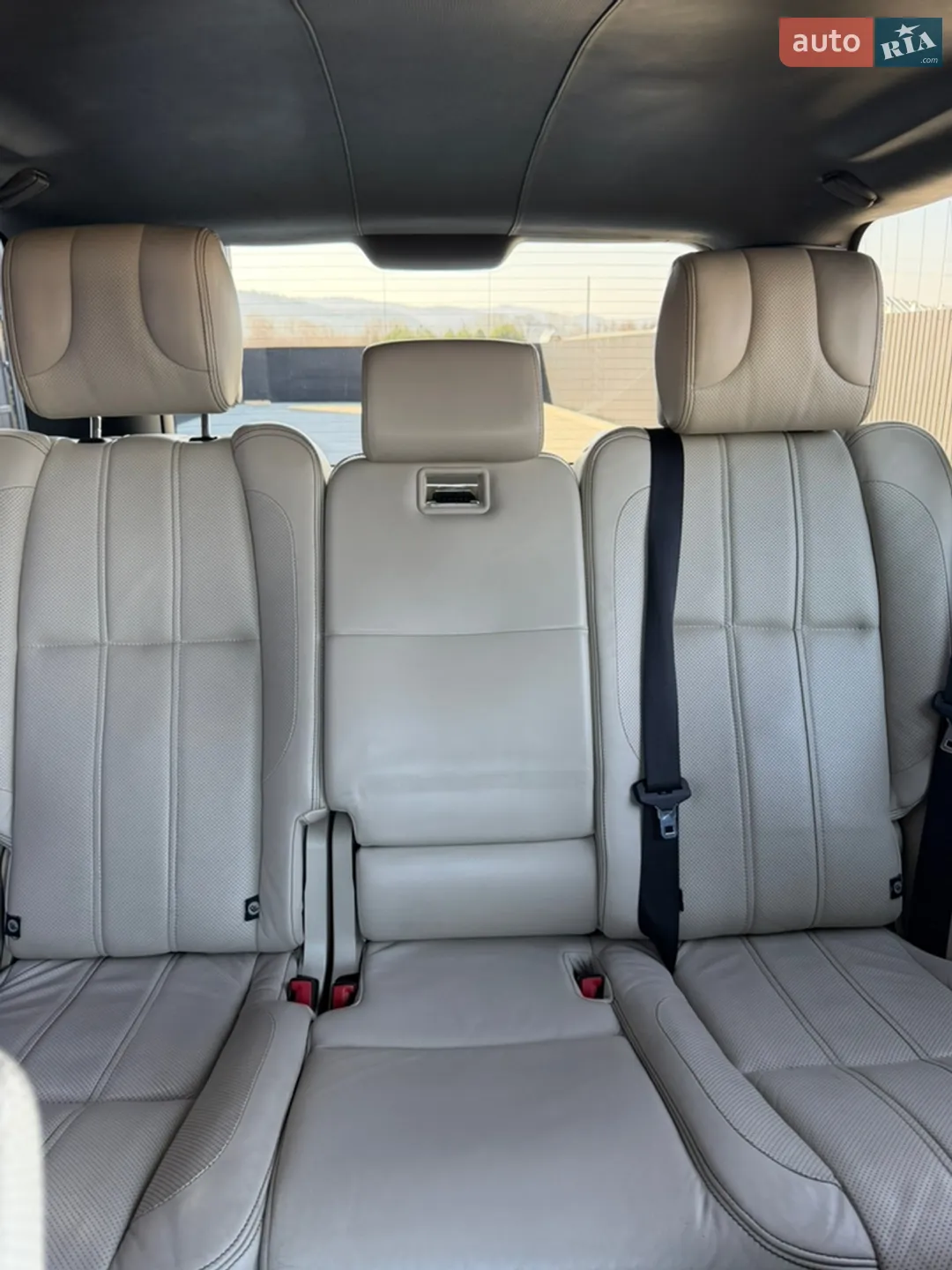 2011 Land Rover Range Rover - мініатюра 42