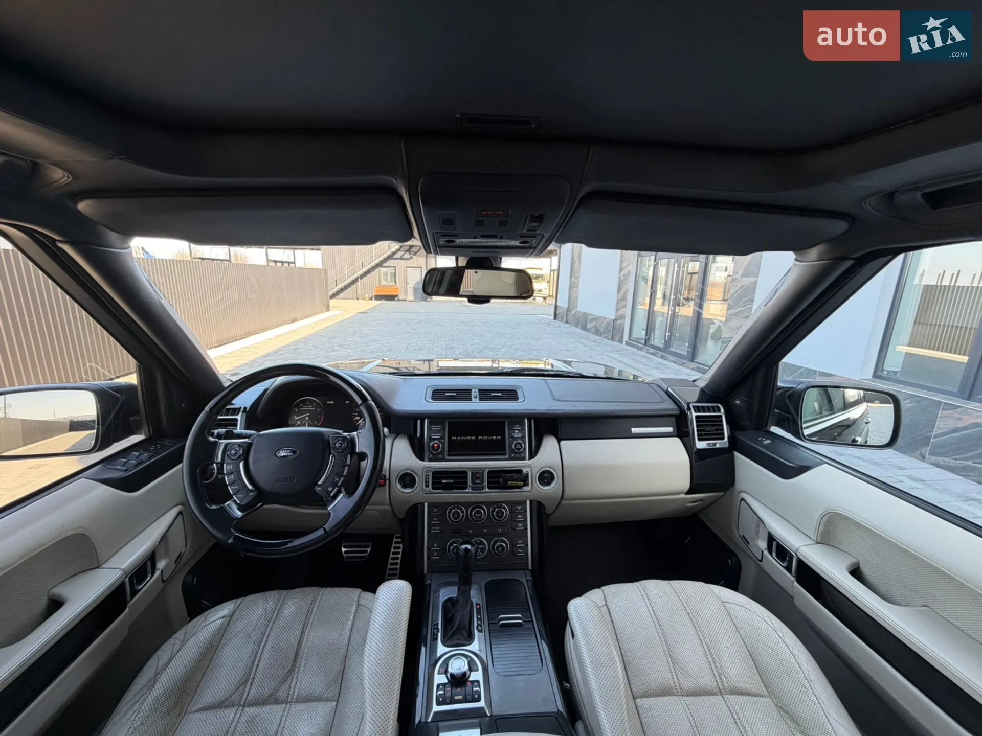 2011 Land Rover Range Rover - мініатюра 46