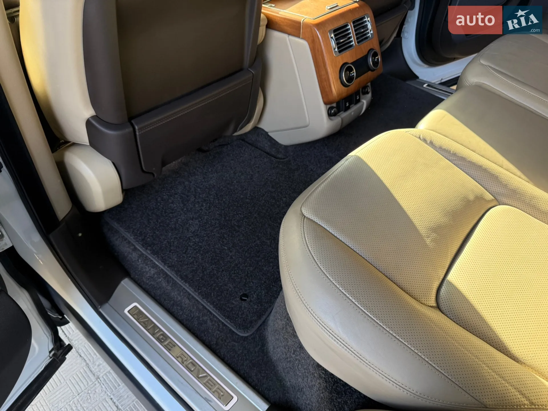 2019 Land Rover Range Rover - мініатюра 47