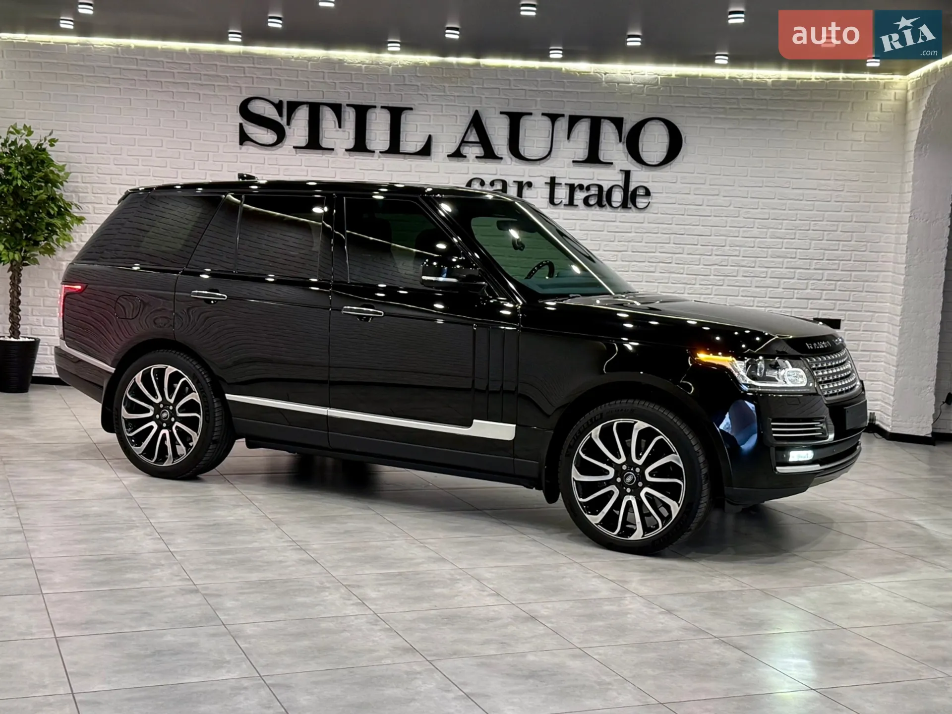 2017 Land Rover Range Rover - мініатюра 3