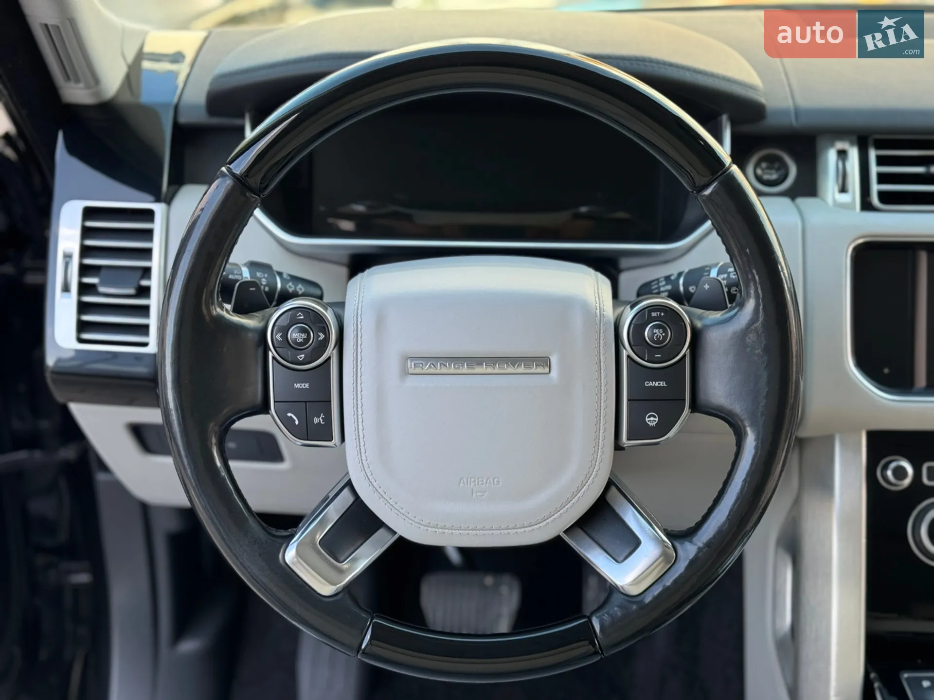 2016 Land Rover Range Rover - мініатюра 14