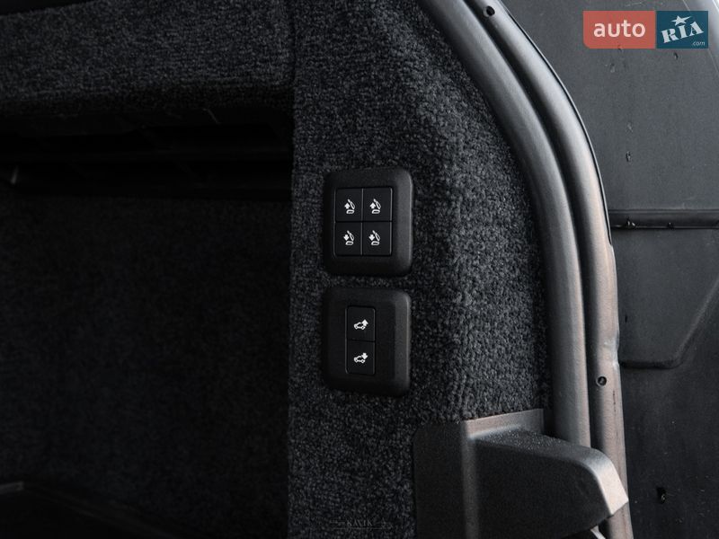 Внедорожник / Кроссовер Land Rover Range Rover 2018 в Львове