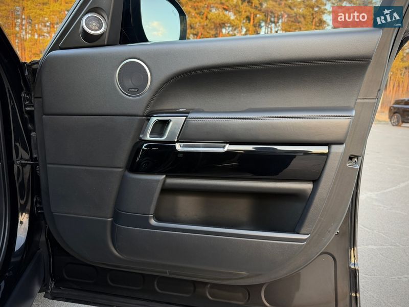 Позашляховик / Кросовер Land Rover Range Rover 2016 в Києві