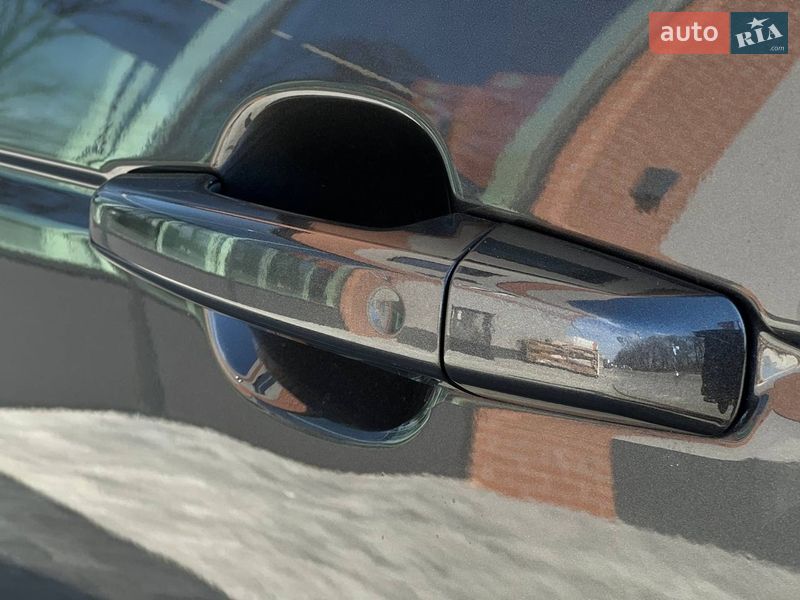 Внедорожник / Кроссовер Land Rover Range Rover 2016 в Киеве