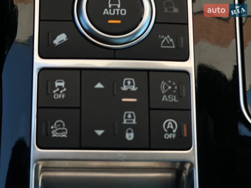 Внедорожник / Кроссовер Land Rover Range Rover 2016 в Киеве