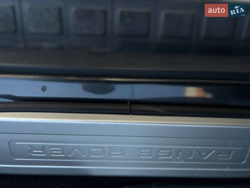 Внедорожник / Кроссовер Land Rover Range Rover 2016 в Киеве