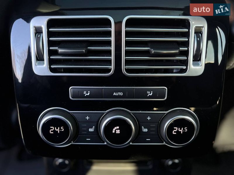 Внедорожник / Кроссовер Land Rover Range Rover 2016 в Киеве