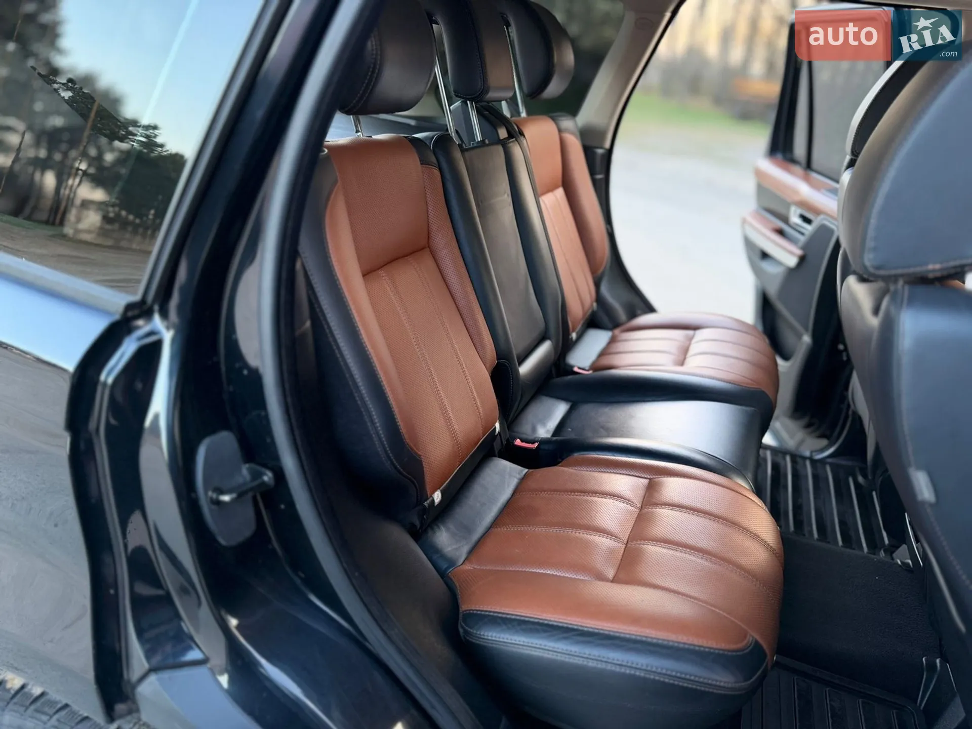 2011 Land Rover Range Rover - мініатюра 26