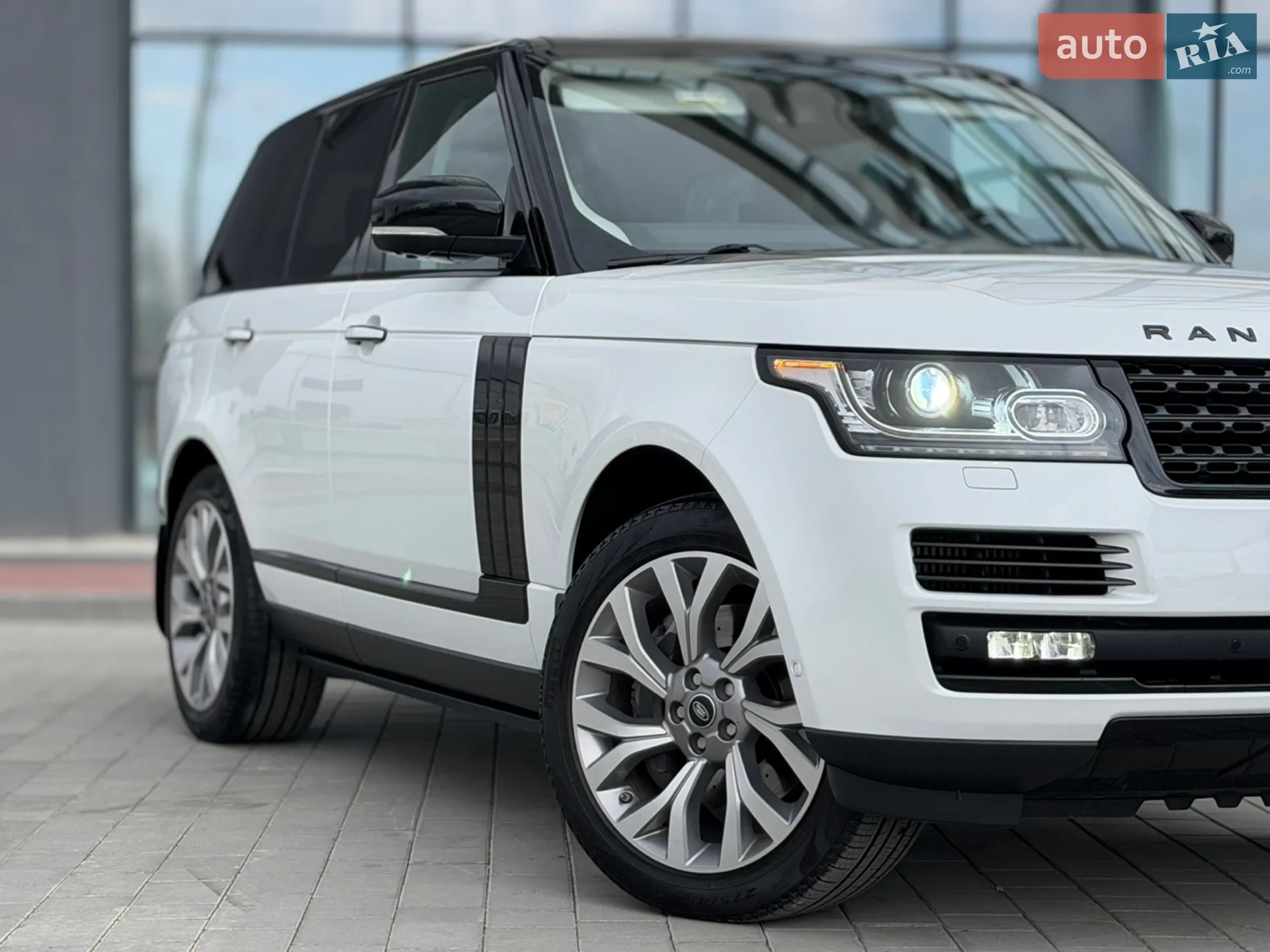 2016 Land Rover Range Rover - мініатюра 5